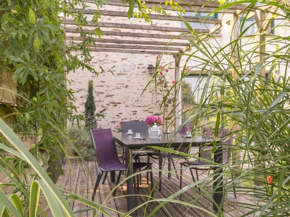 Charmante Maison Renovee A 300M De La Loire Avec Jardin, Terrasse, Wifi Et Equipements Bebe - Fr-1-306-815 Saint-Julien-de-Concelles Buitenkant foto
